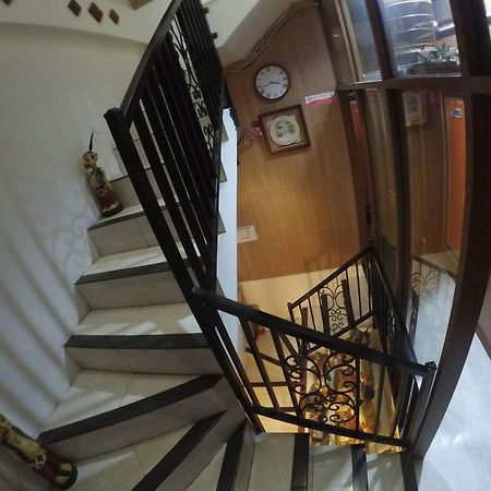The Cabin Hotel Gandekan Yogyakarta Exterior photo